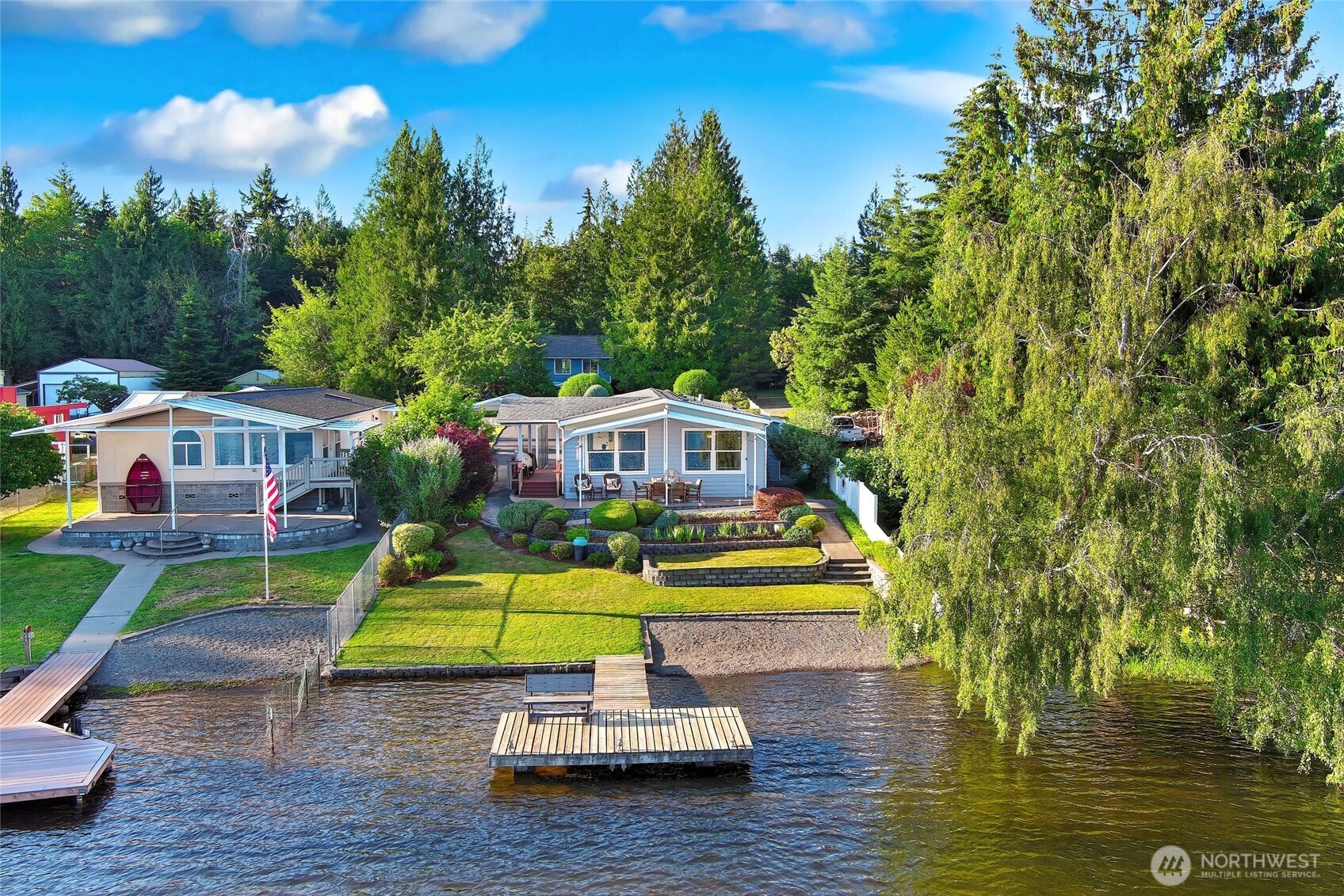 90 SE Crescent Drive