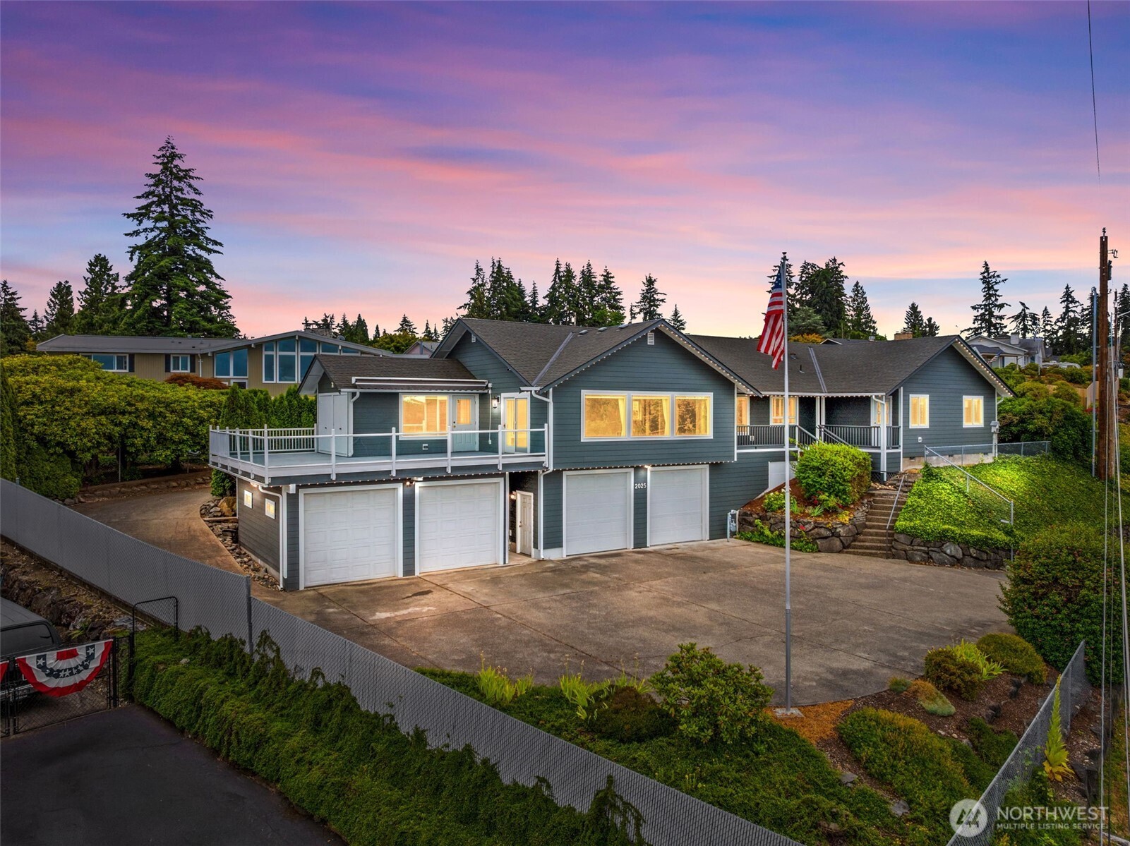2025 5th Street SE