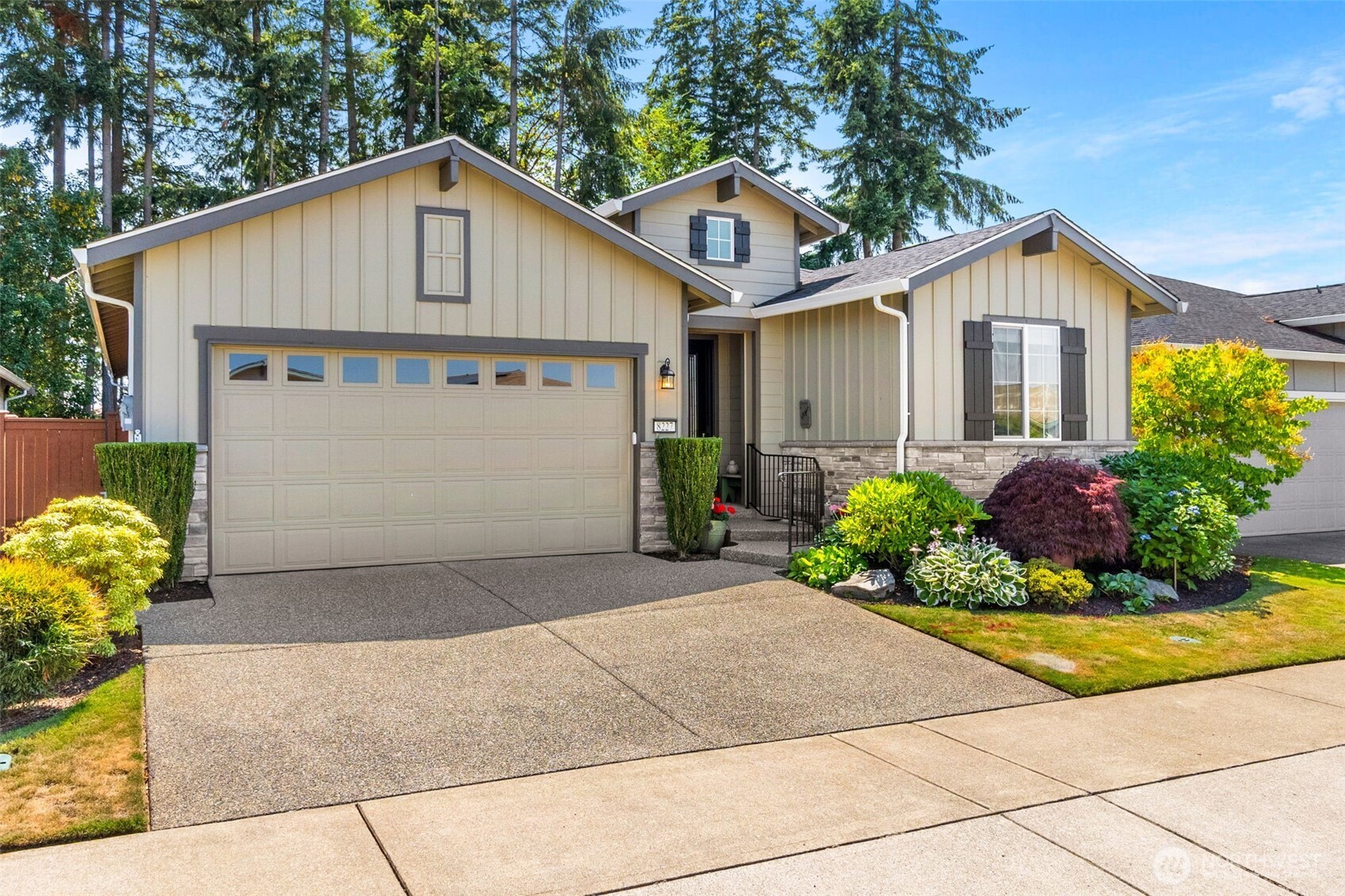 8227 Orcas Loop NE