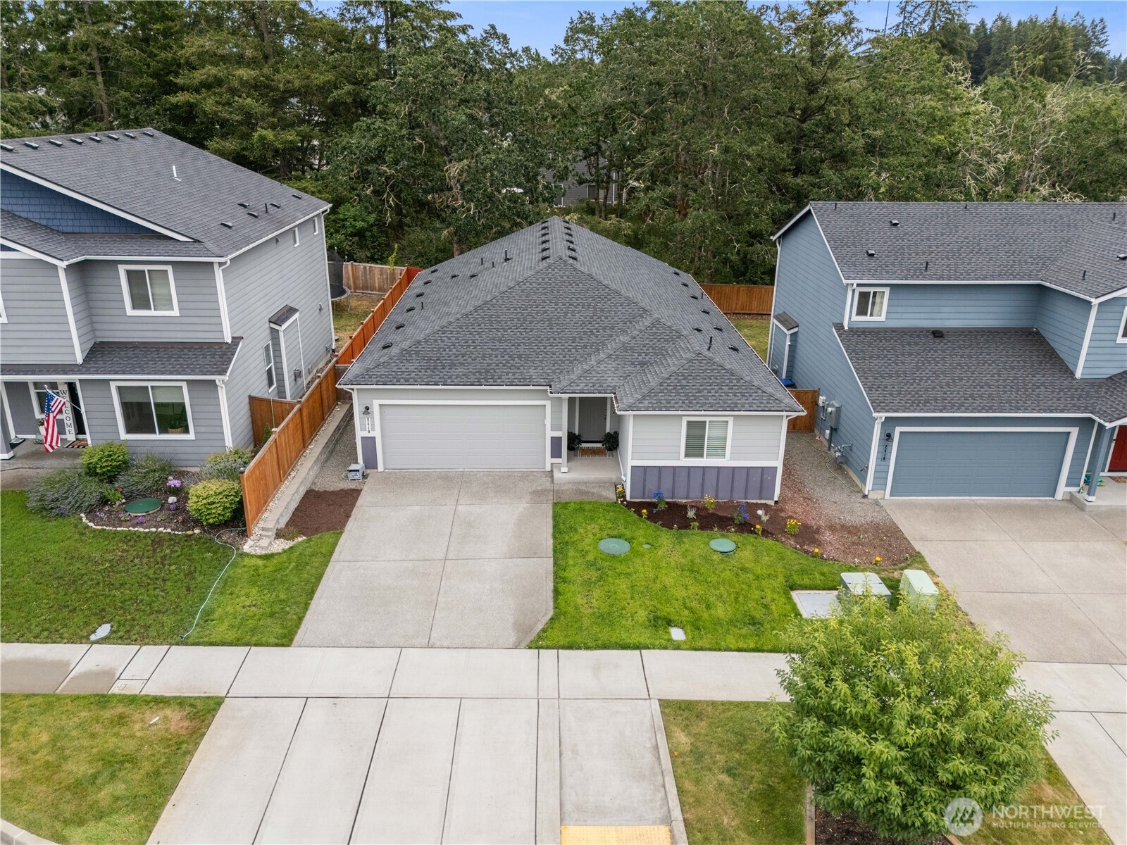 2410 Cantergrove Drive SE