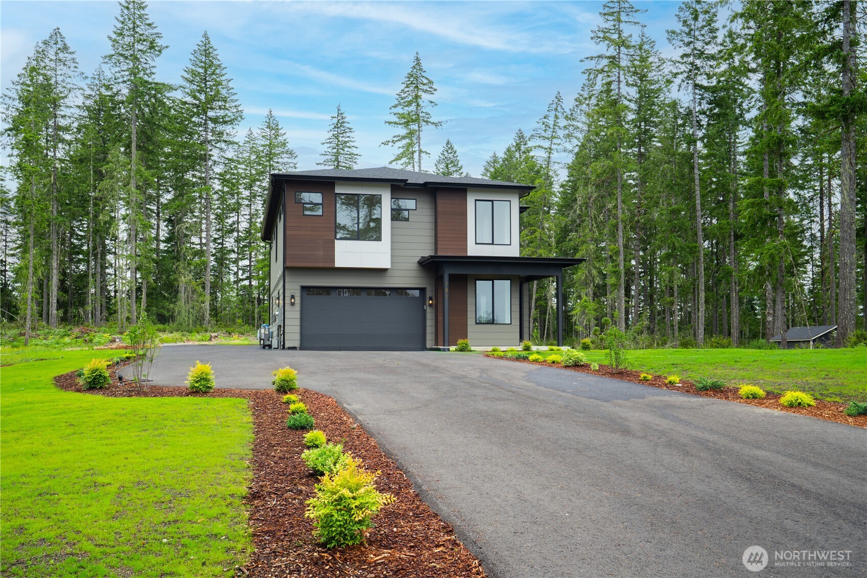 781 W Clear lake Drive