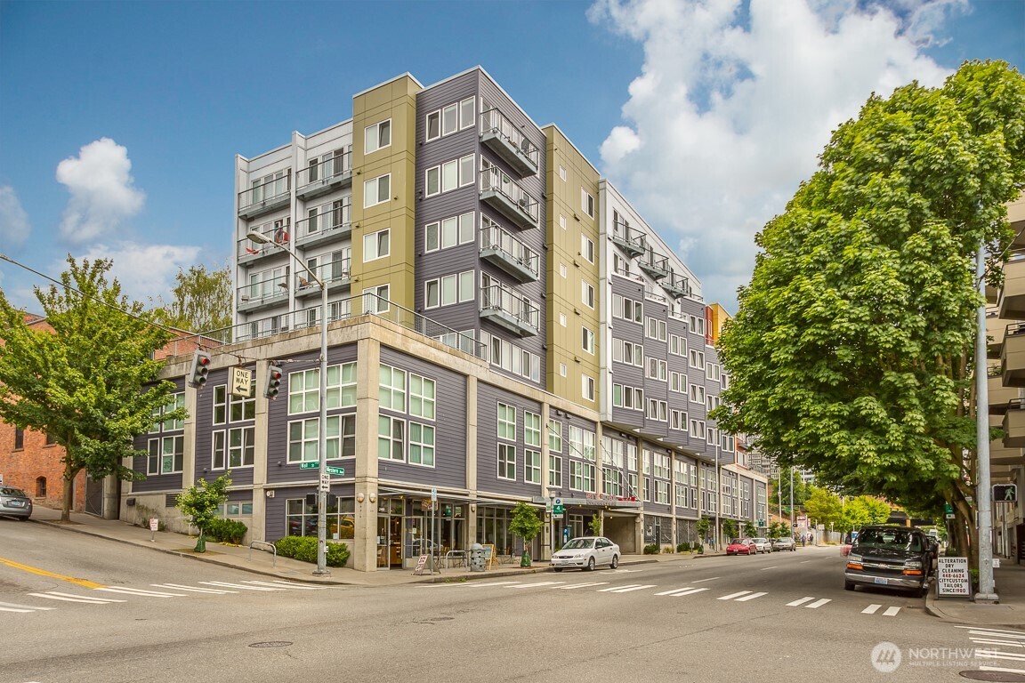 2440 Western Avenue #517