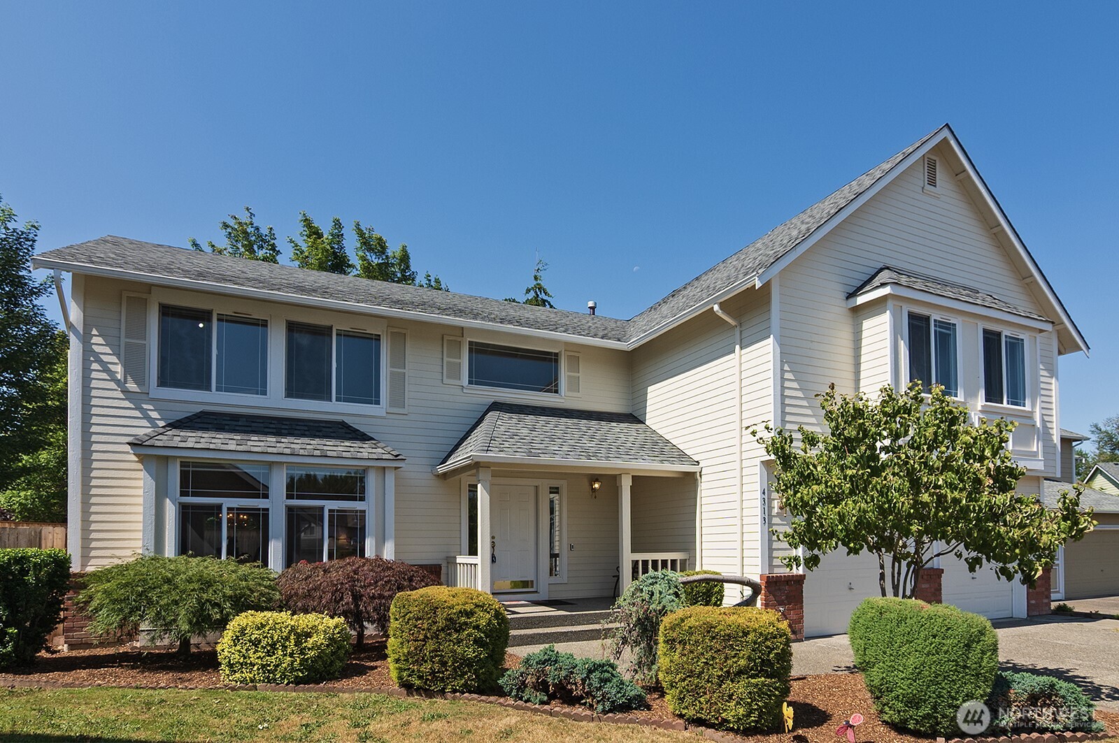4313 NE 6th Court