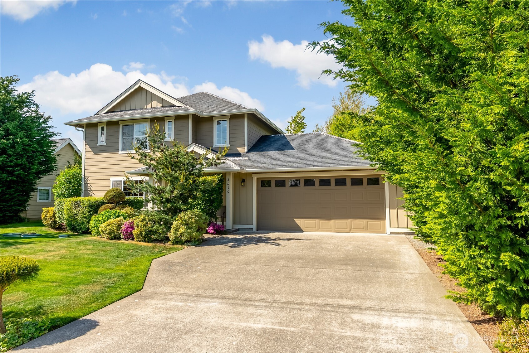 4610 Elmwood Drive
