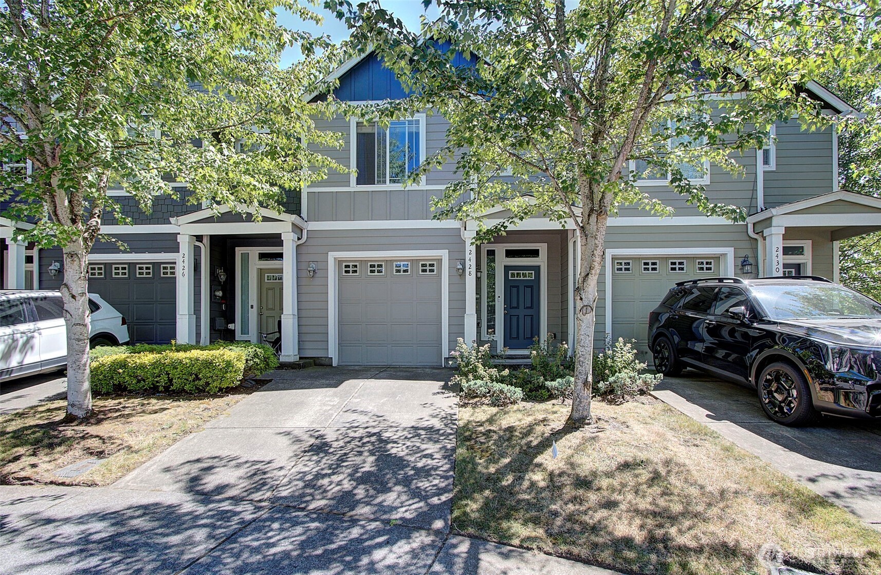2428 NE 113th Court