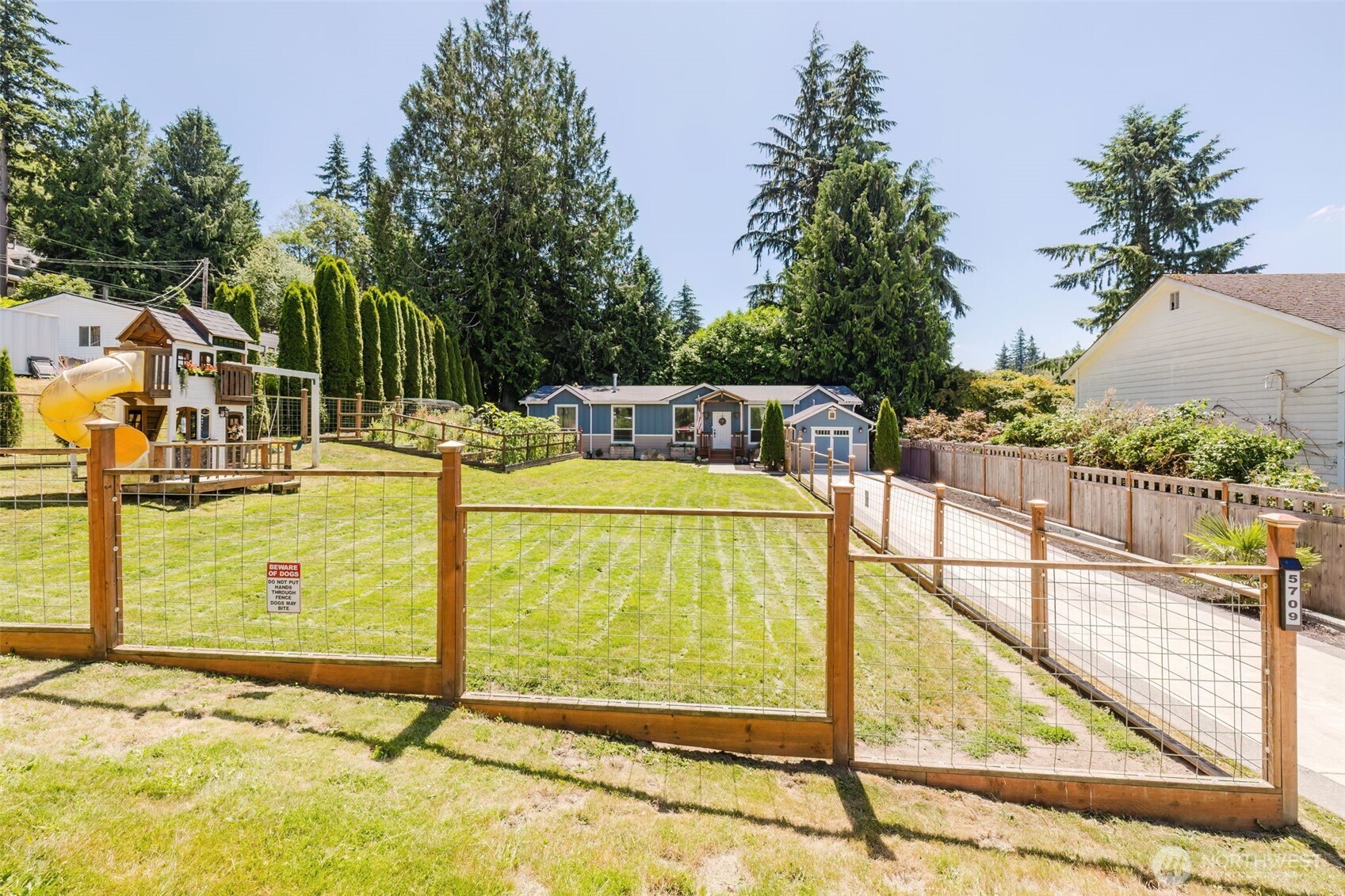 5709 NE Woodburn Road