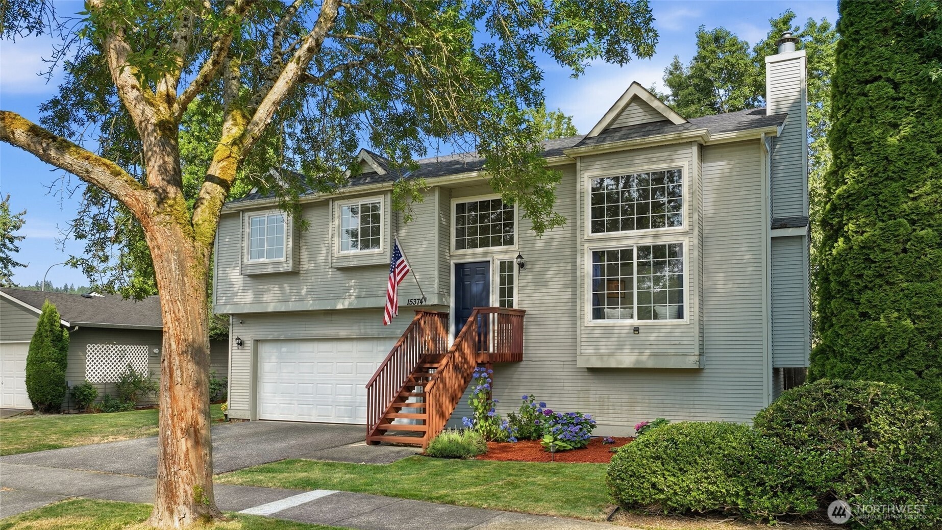 15374 Heintz Avenue SE — home for sale