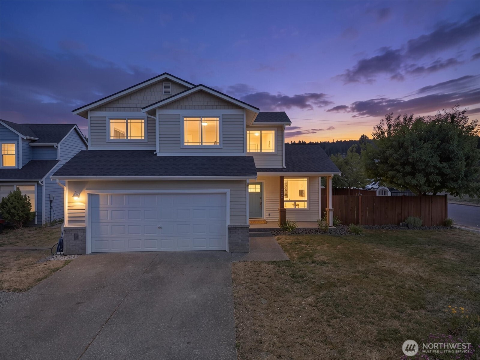 402 Orting Avenue NW