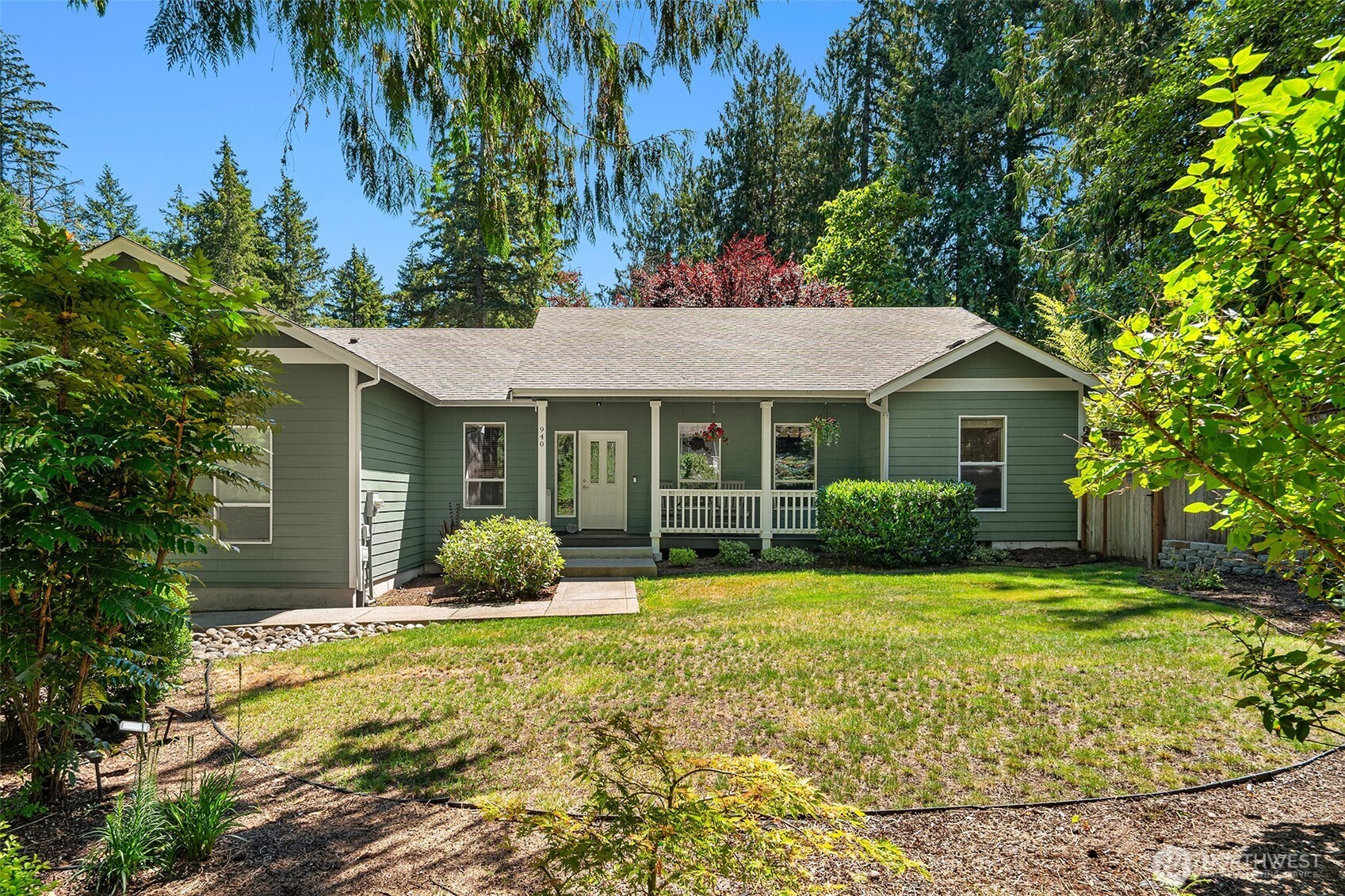 940 E Lakeshore Drive