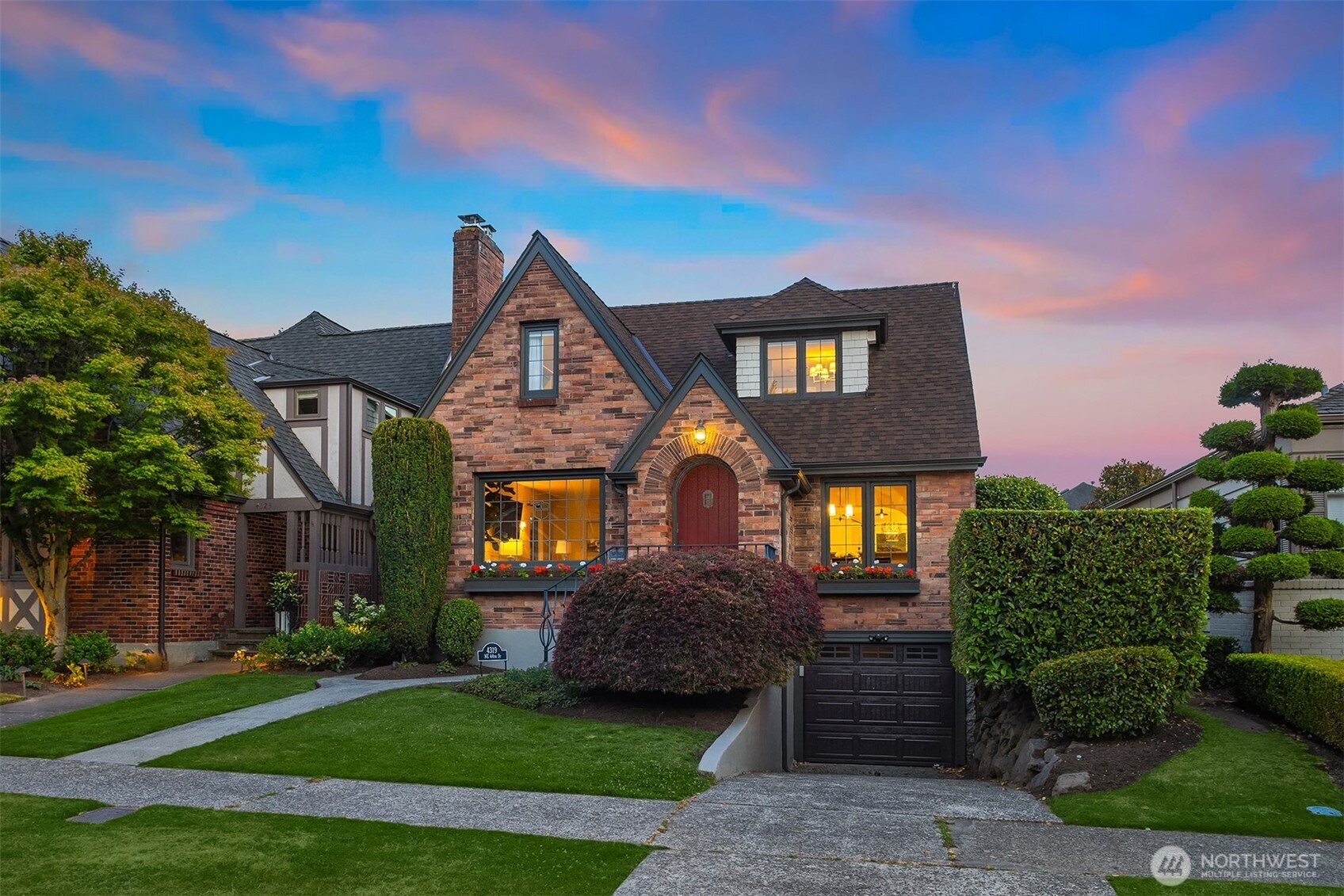 4319 NE 44th Street