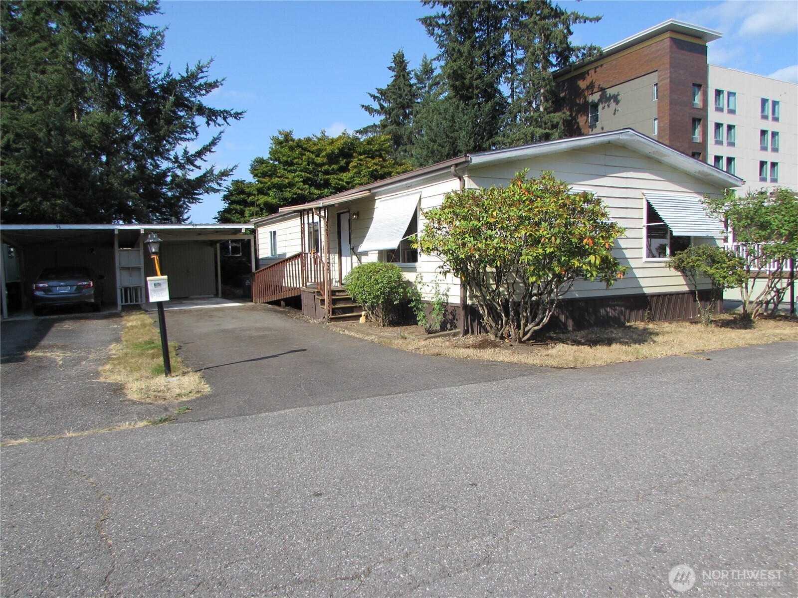 11424 36th Drive NE #97