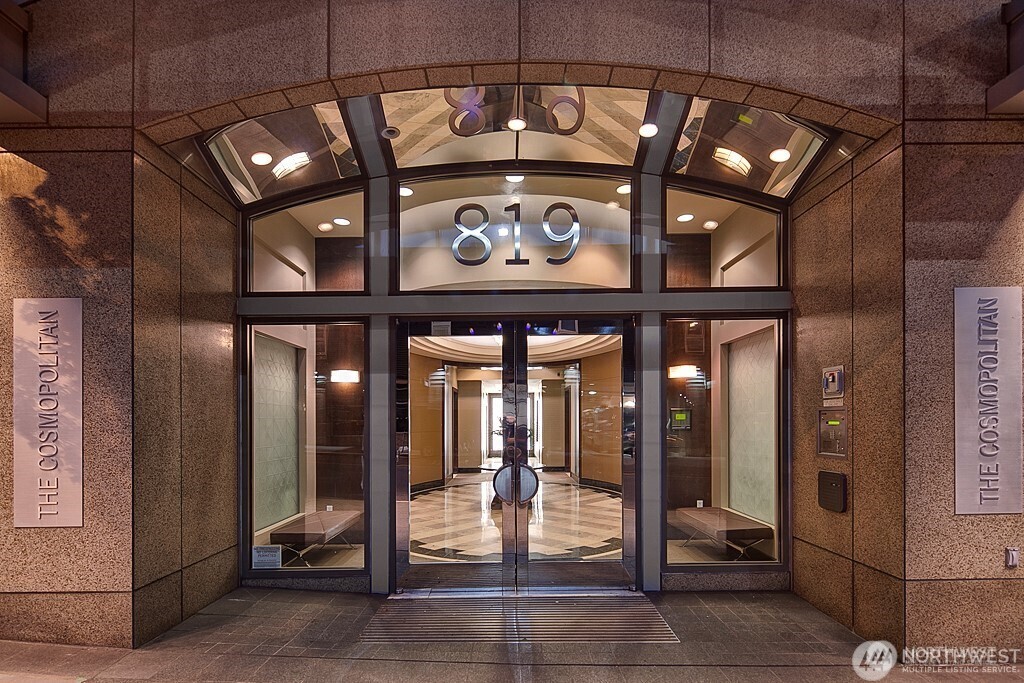 819 Virginia Street #2208