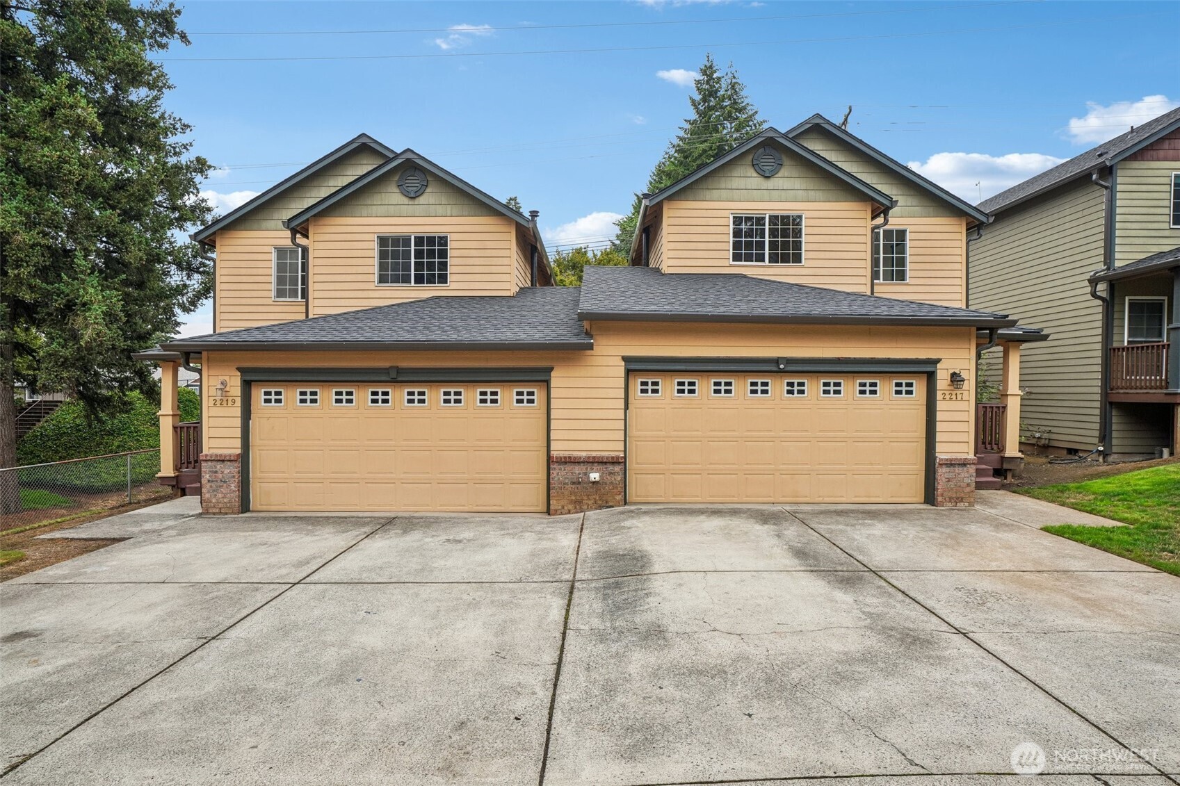 2217 NE 137th Court