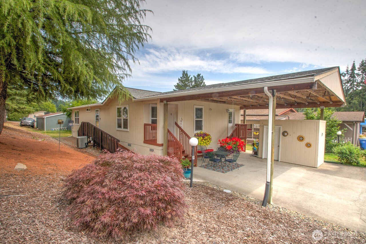 1205 Marion Street #22