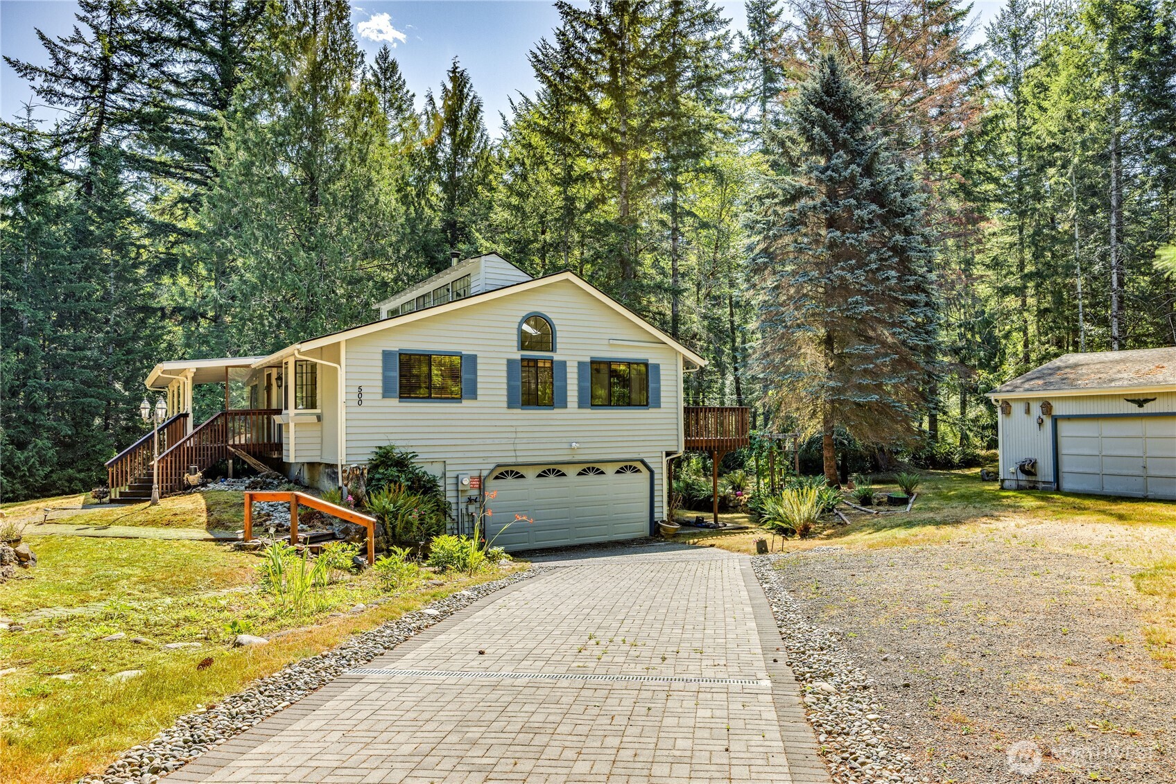 500 Mallard Lane NW