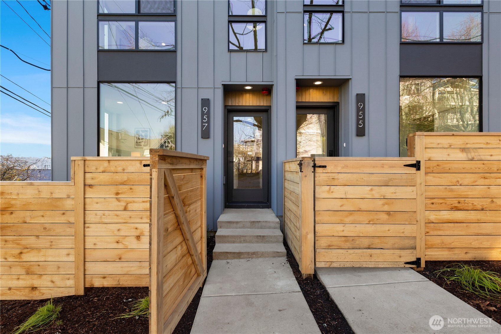 957 N 35th Street