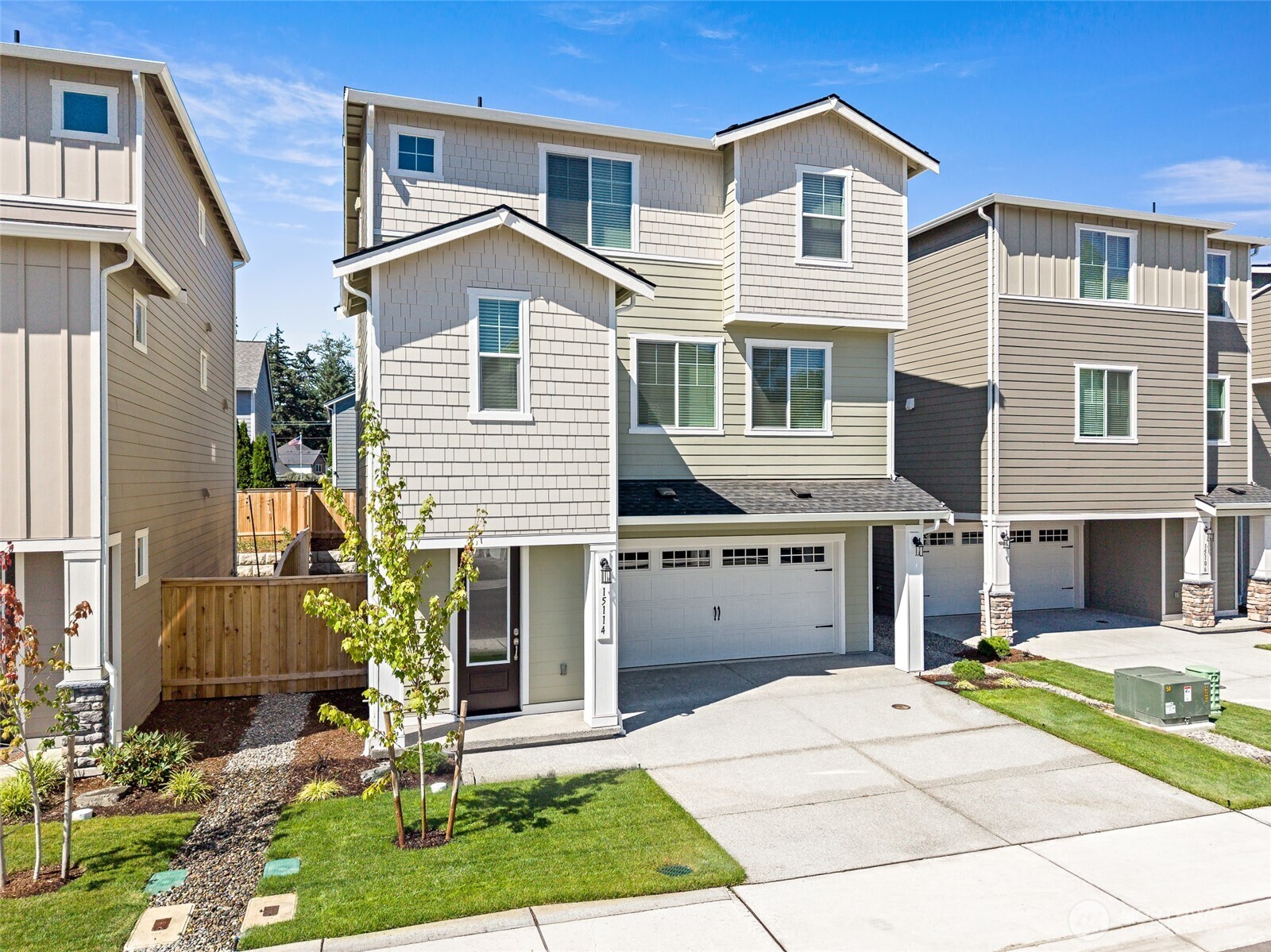 15114 87th Place E