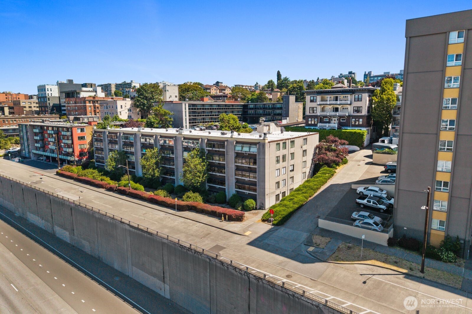 150 Melrose Avenue E #504