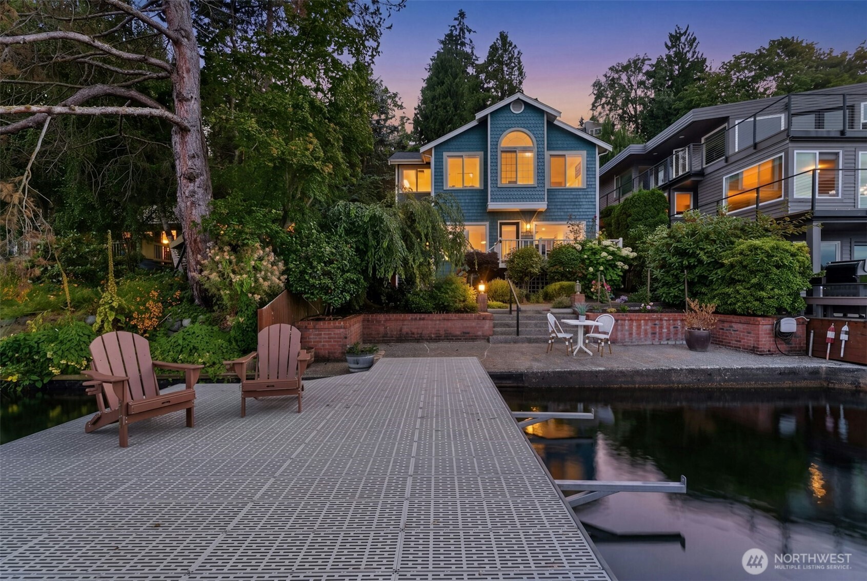 11728 Riviera Place NE — home for sale