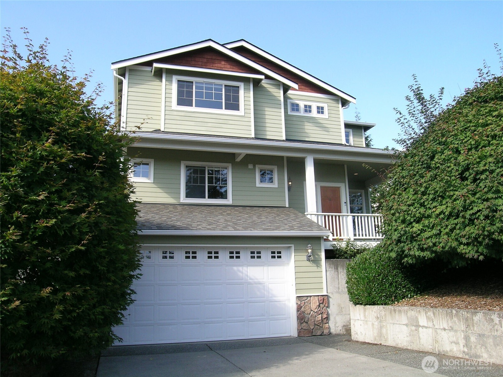 1584 Kingswood Court