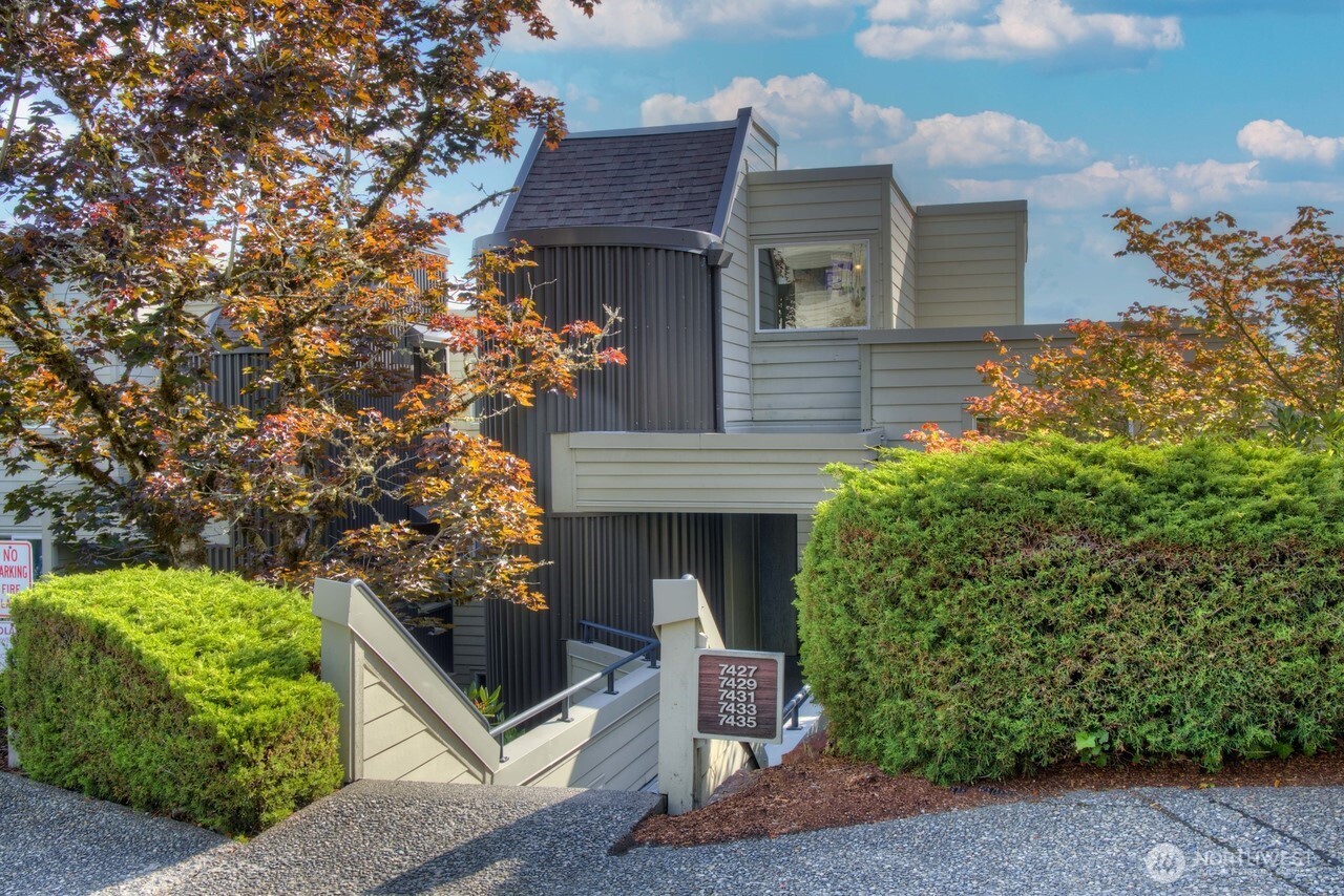 7427 Old Redmond Road #322