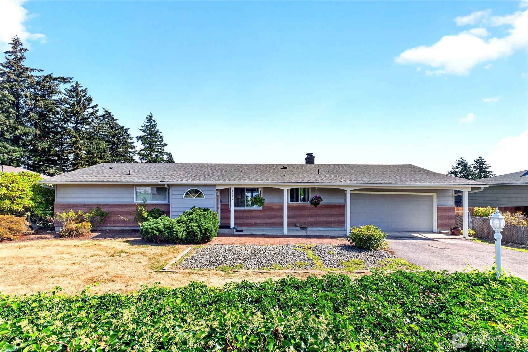 2305 126th Avenue Ct E