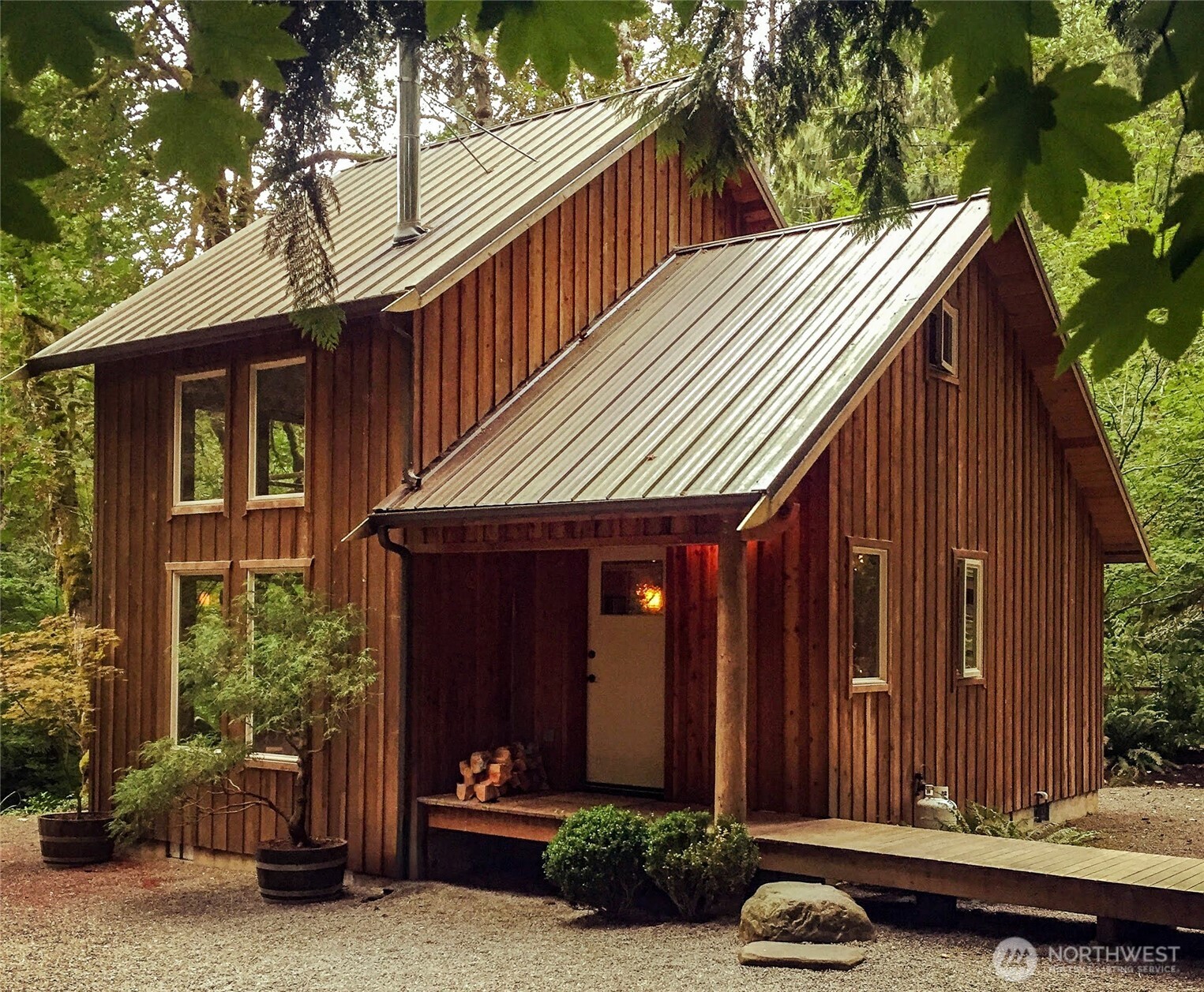 423 Lords Lake Loop