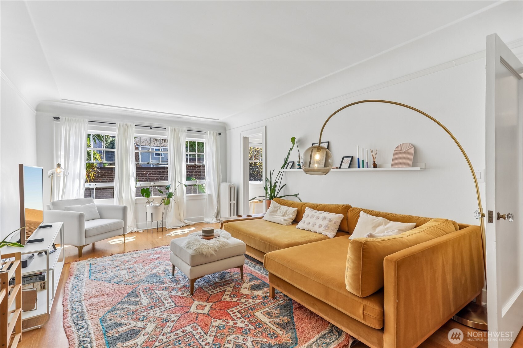 2634 Franklin Avenue E #304