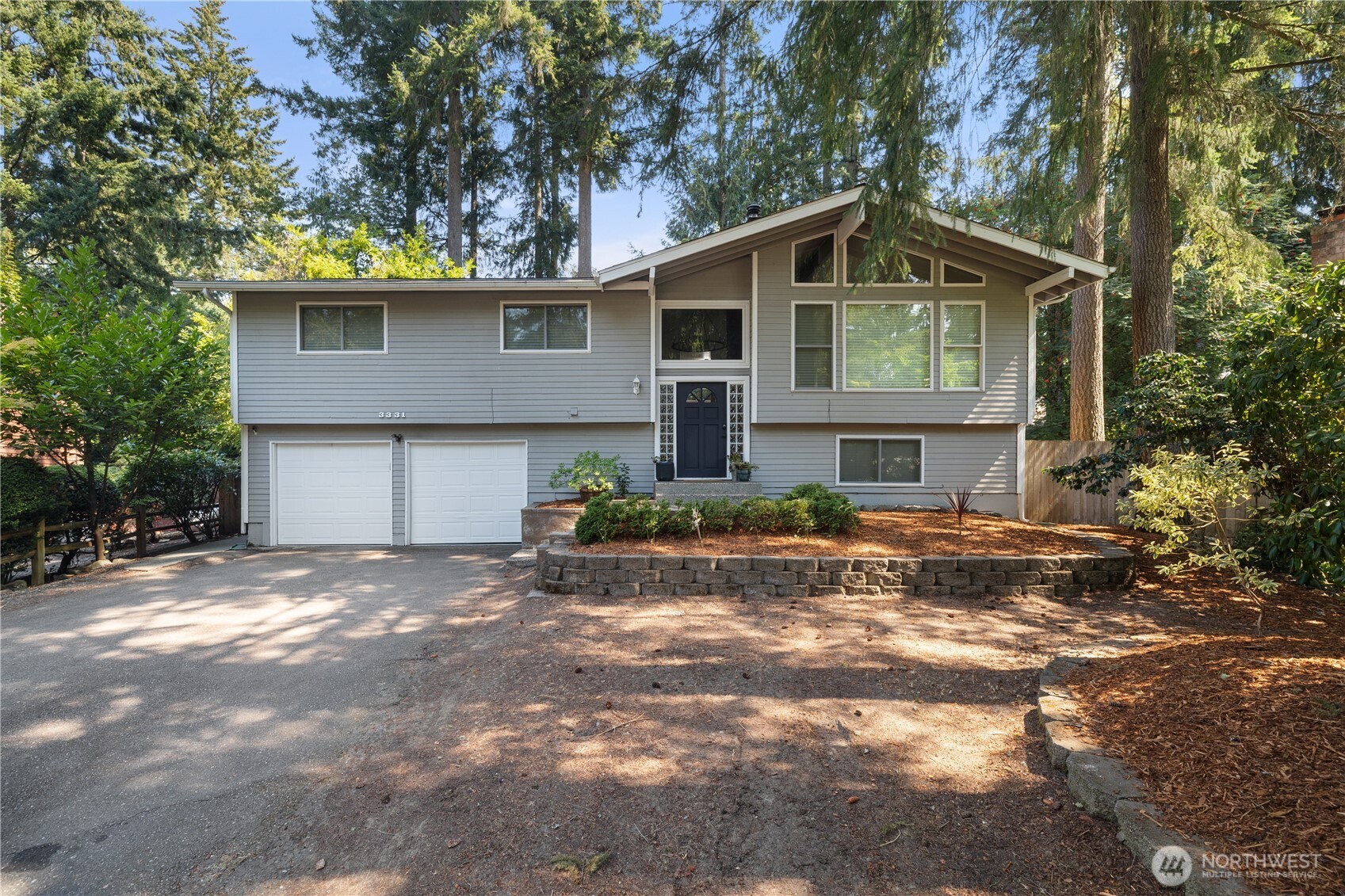 3331 SE Summer Place