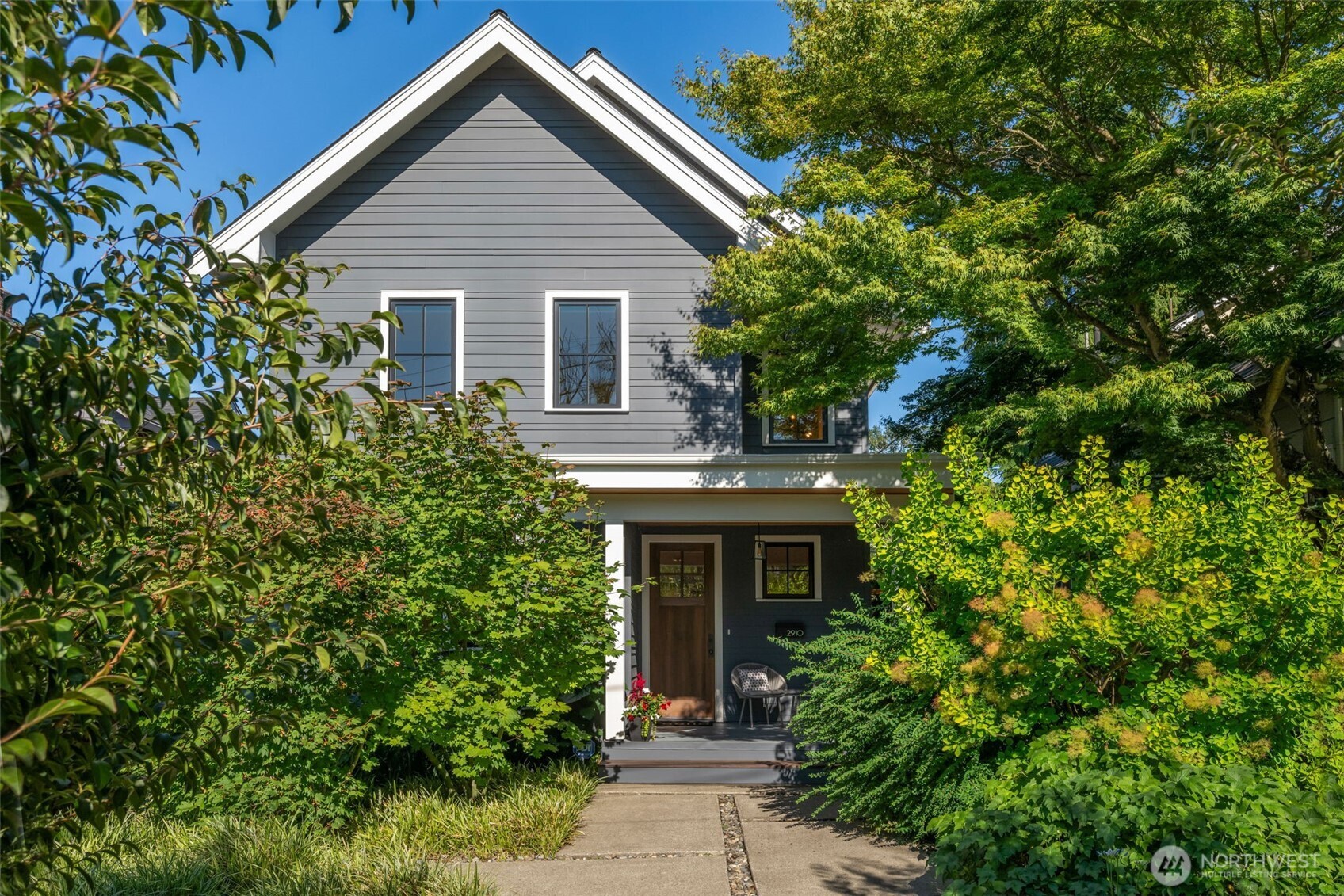 2910 9th Avenue W
