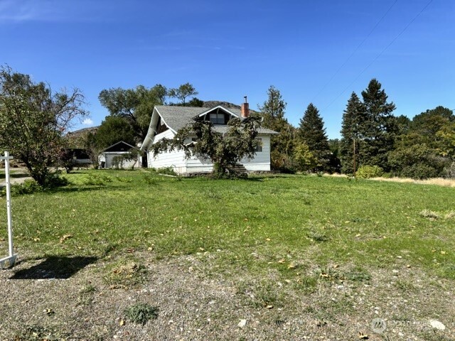 1722 Kay Street W