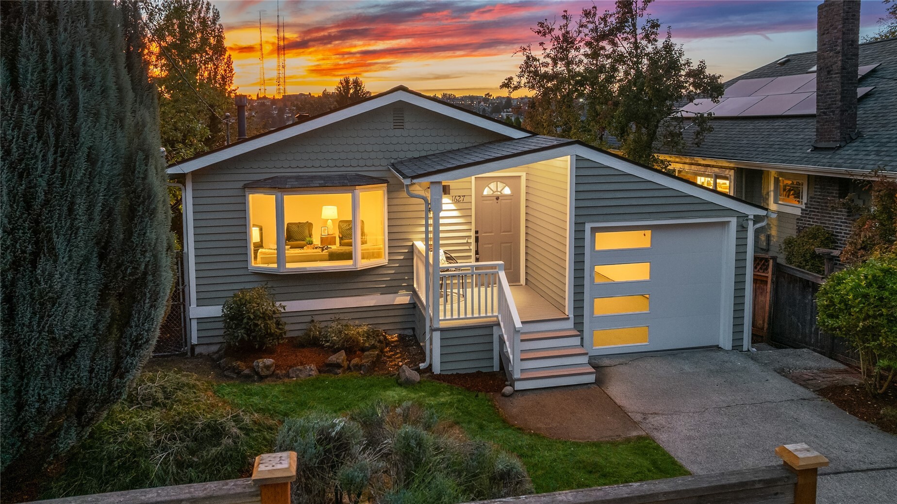 1627 33rd Avenue — home for sale