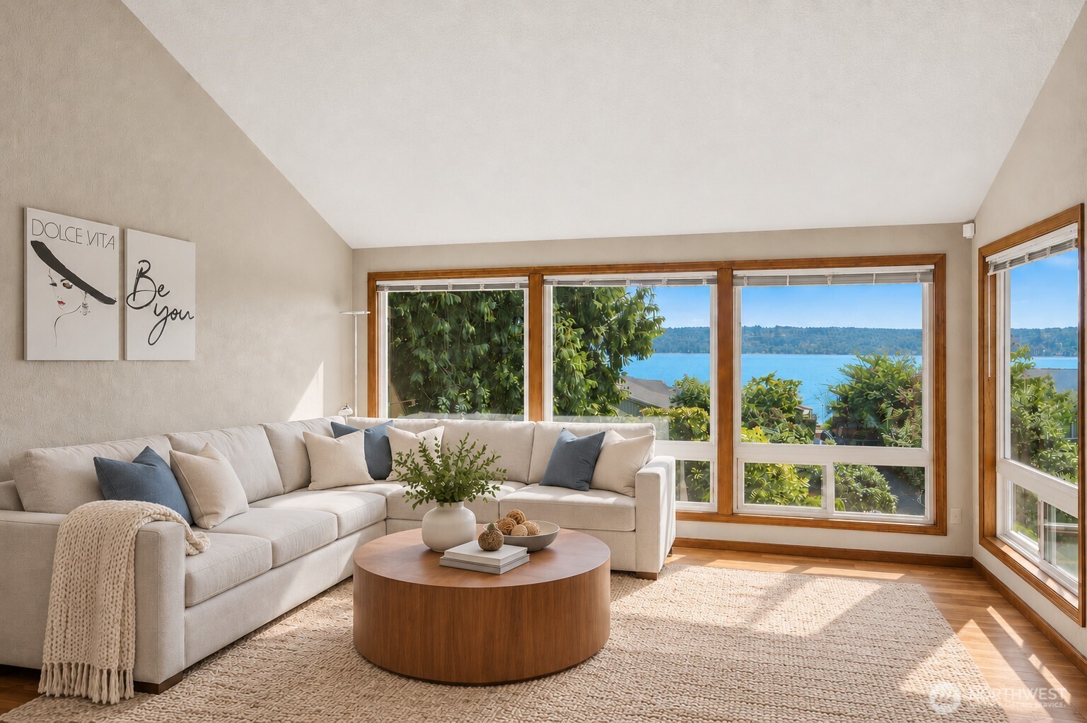 242 W Lake Sammamish Parkway SE