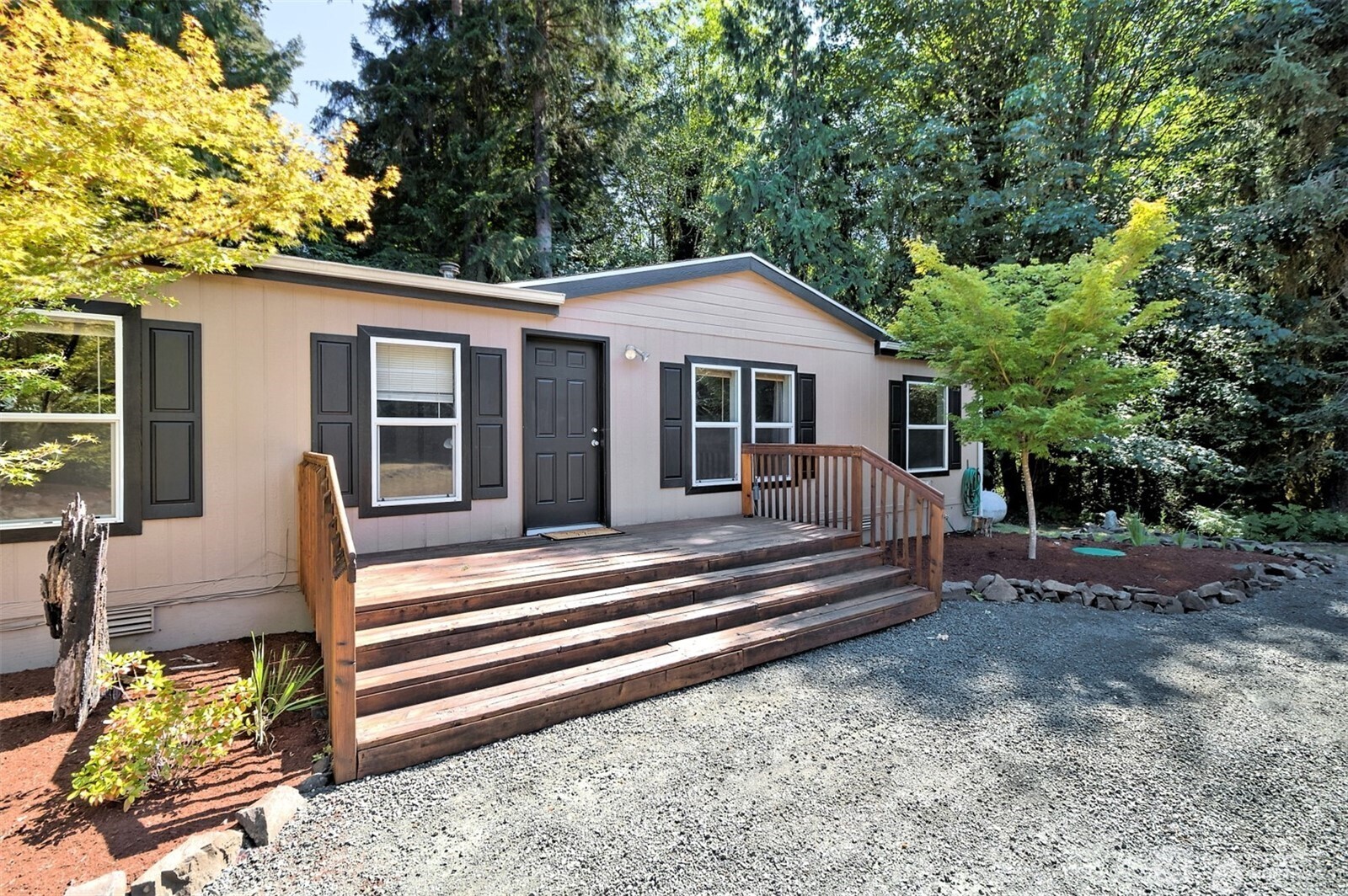 101 E Herron Place