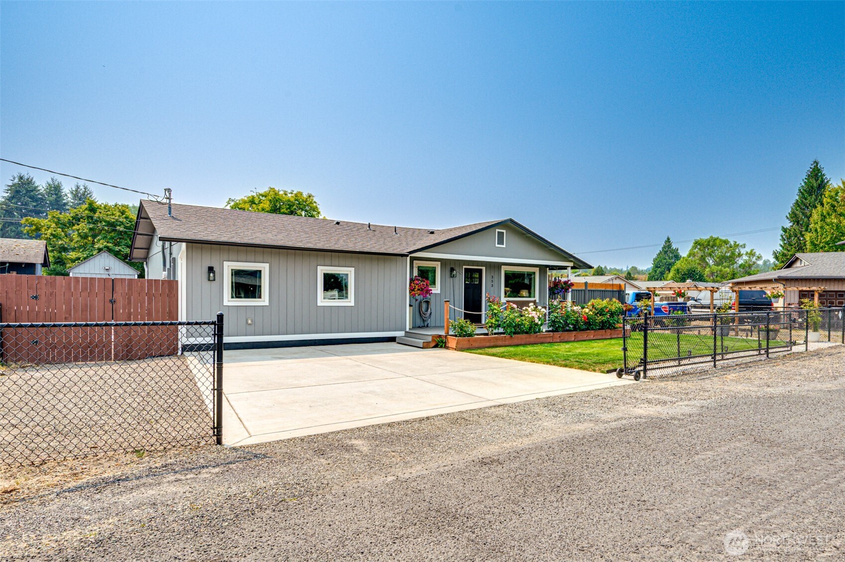 353 Shear Street SW