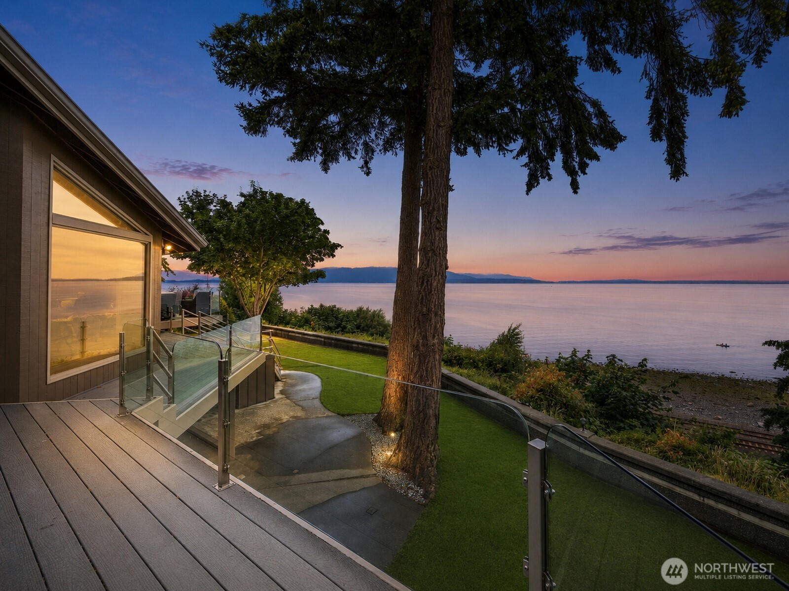 24 Shorewood Drive