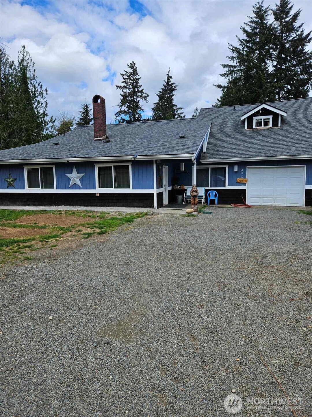 490 N Schoolhouse Hill Rd