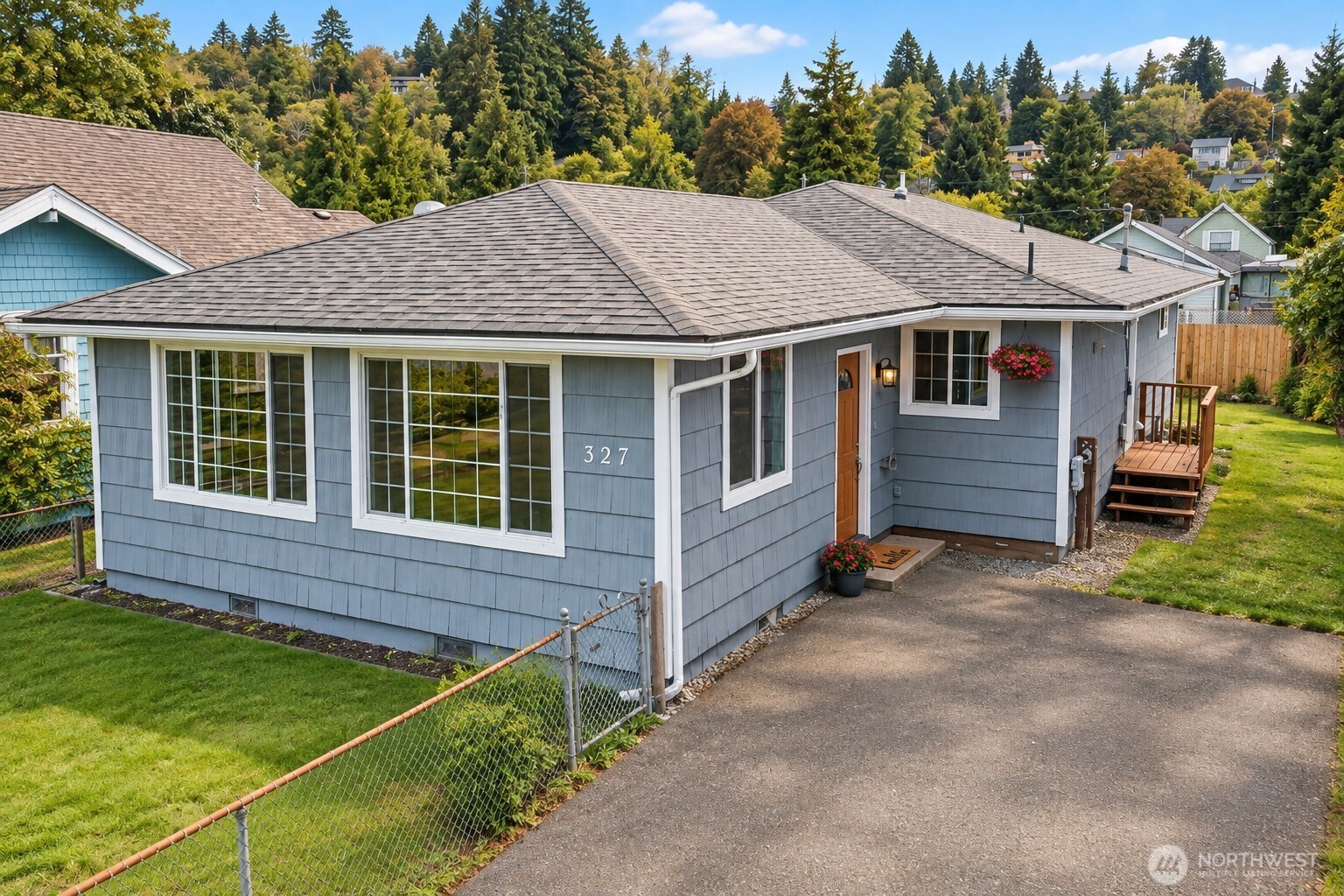 327 Eklund Avenue