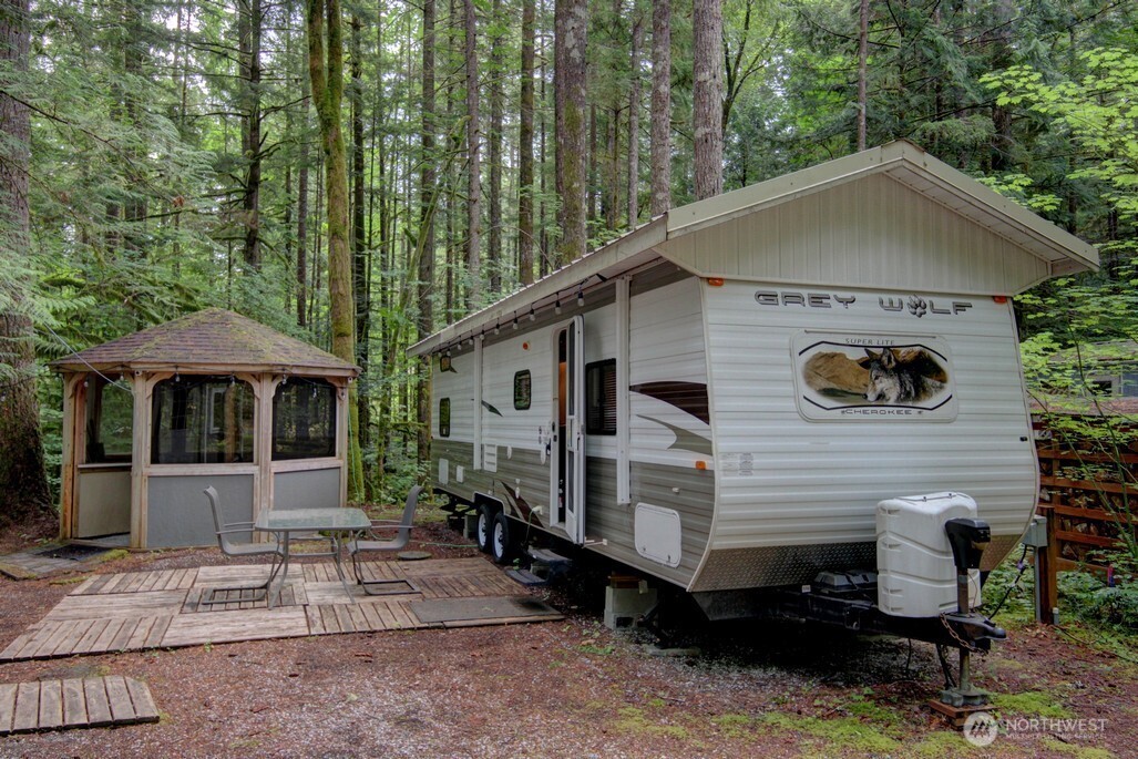 18 Wilderness Way