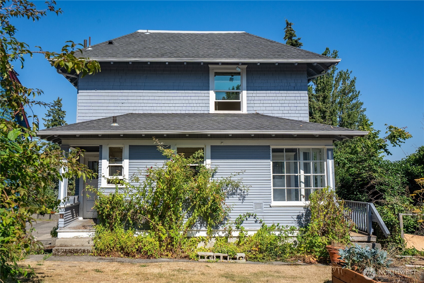 927 Jersey Street