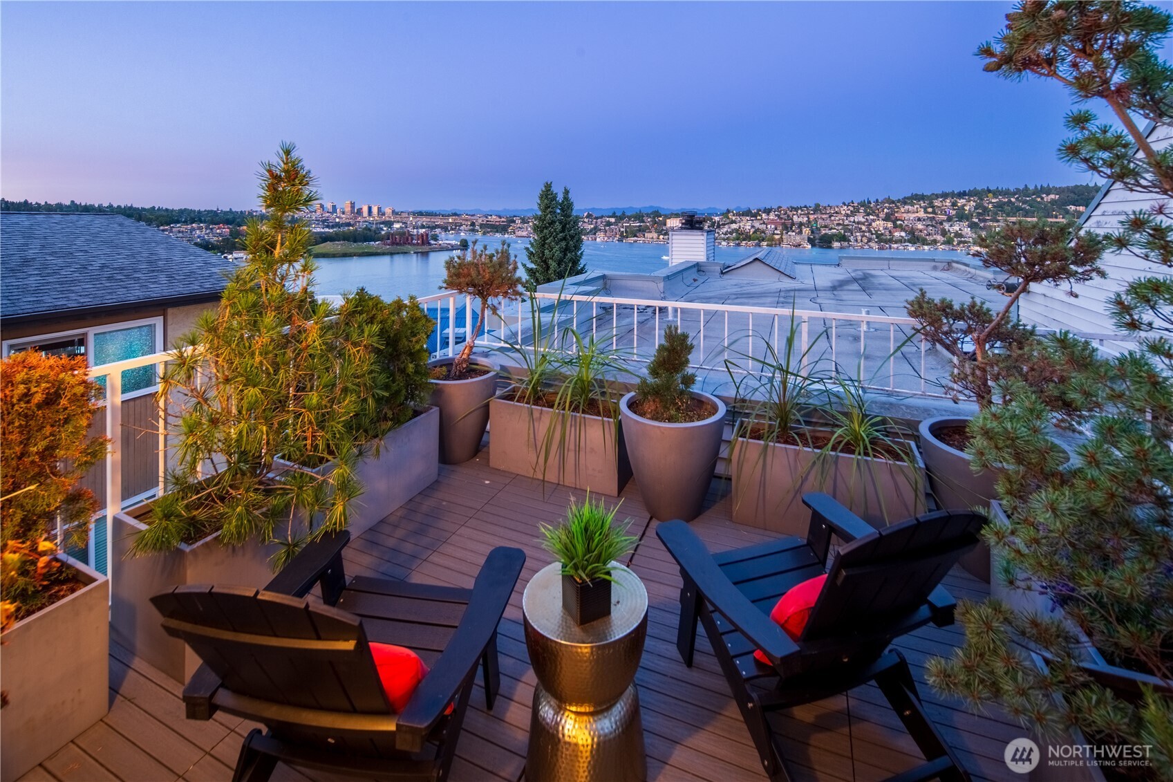2419 8th Avenue N #403