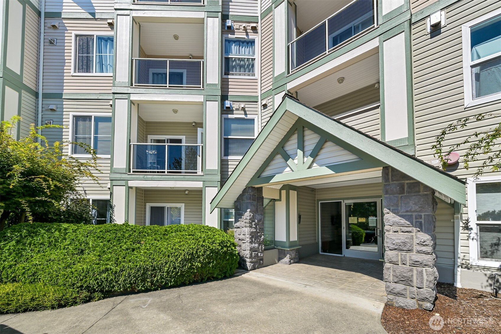 251 W Bakerview Road #101