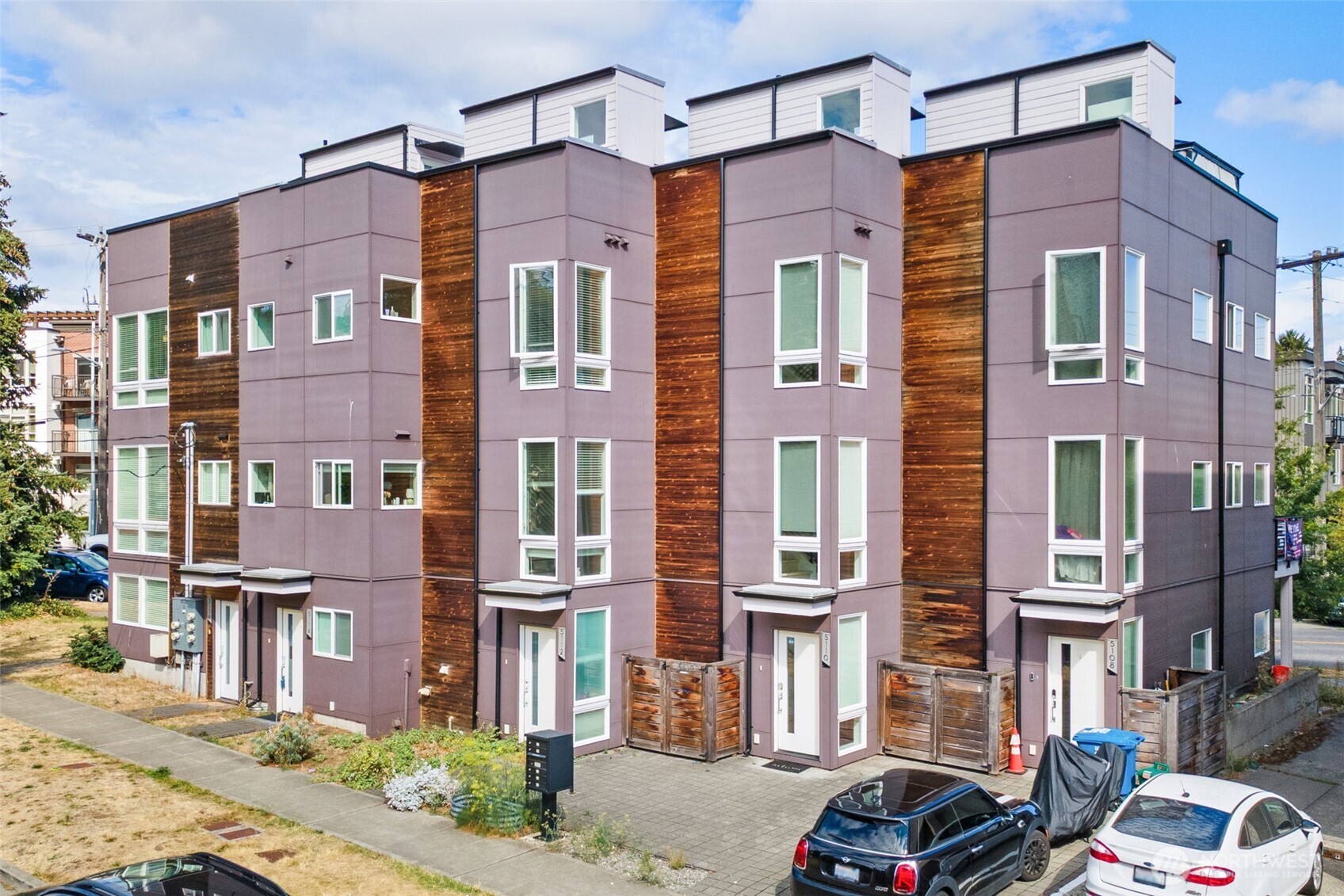 5110 24th Avenue NE