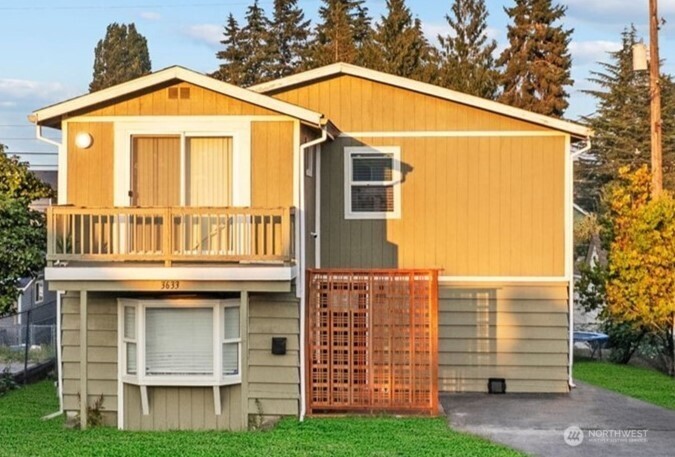 3633 E J Street — home for sale