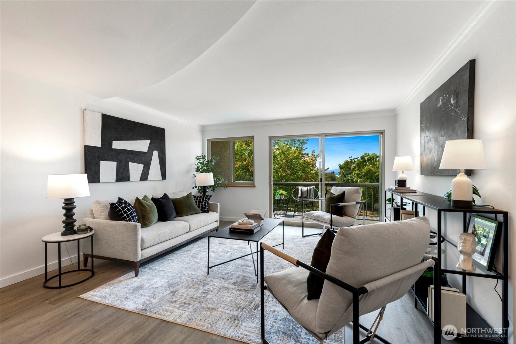732 11th Avenue E #305