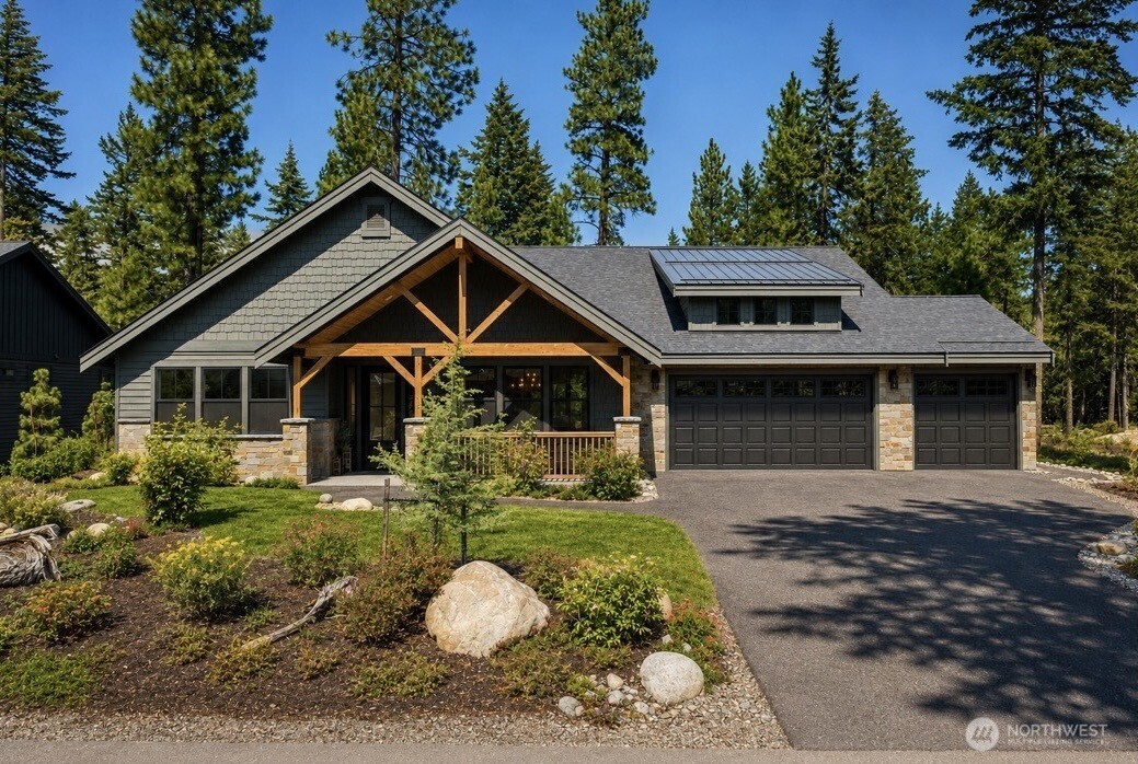 1170 Domerie Park Loop