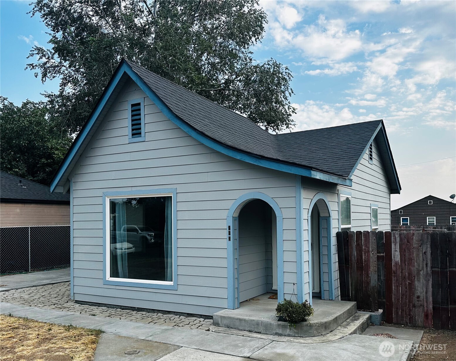 260 SW 6th Avenue SW