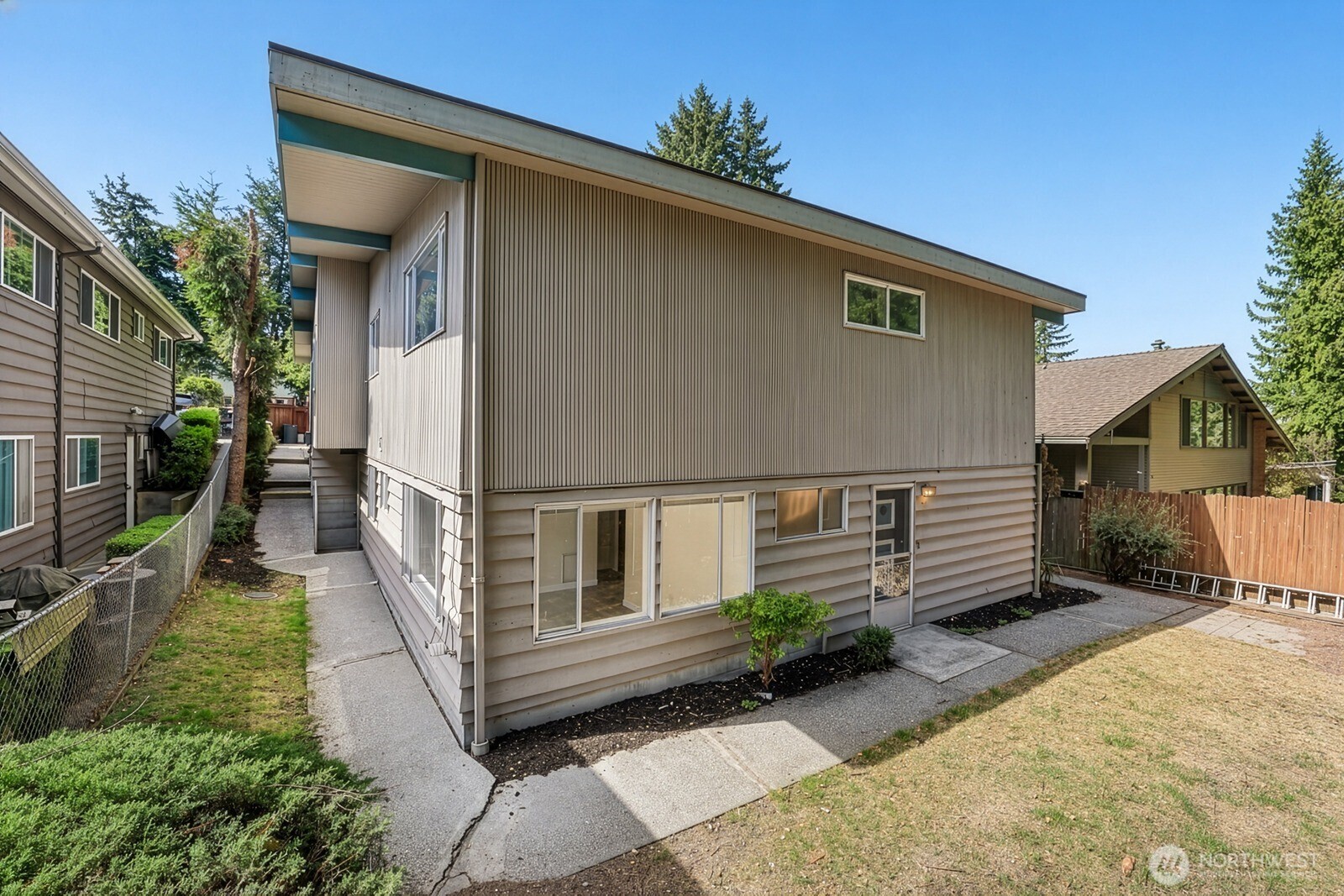 2352 49th Avenue SW