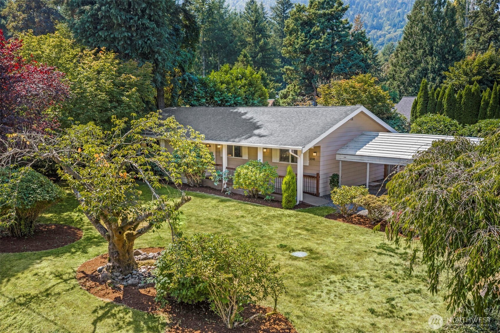 1245 6th Avenue SE
