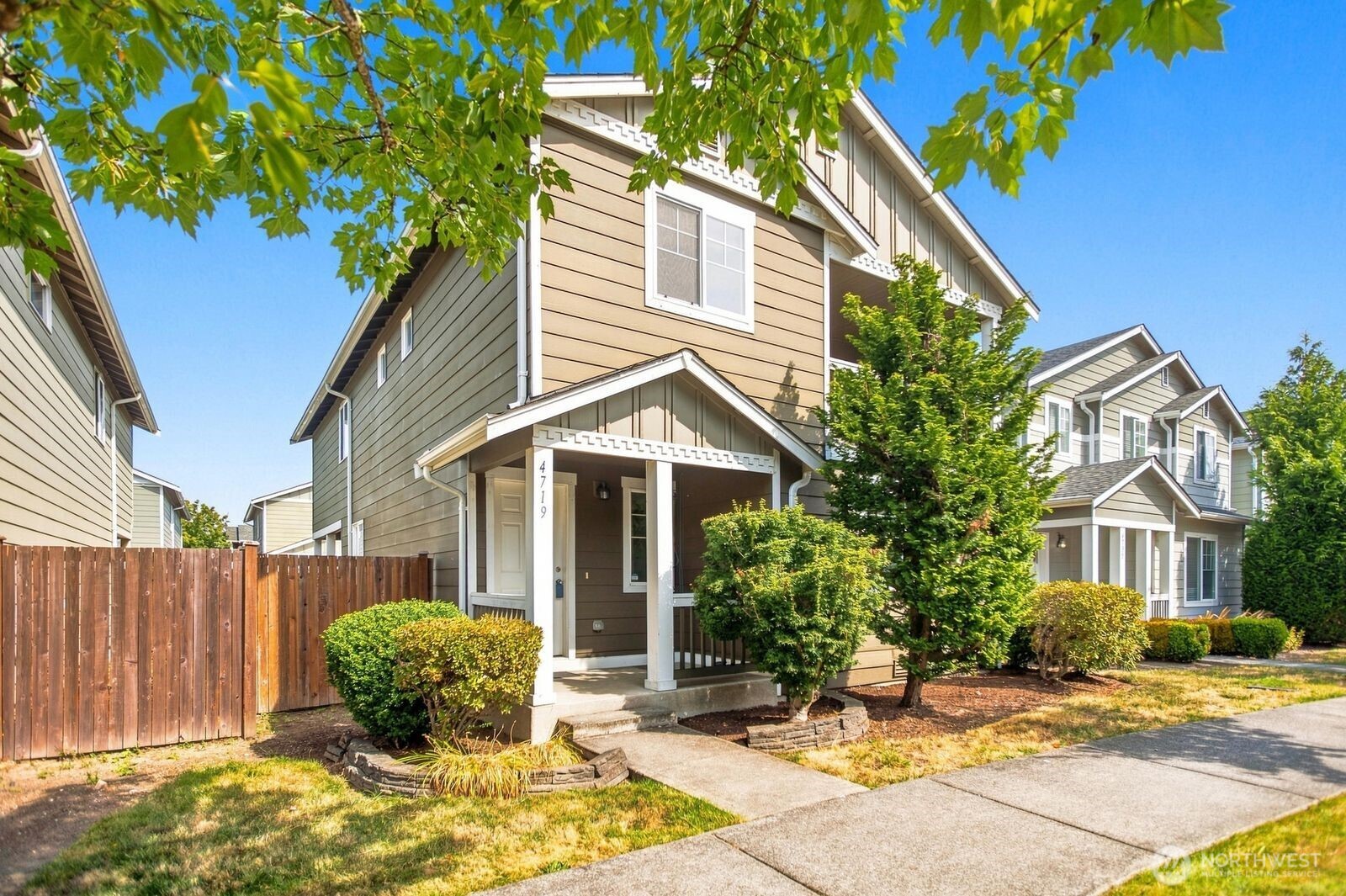 4719 145th Street NE